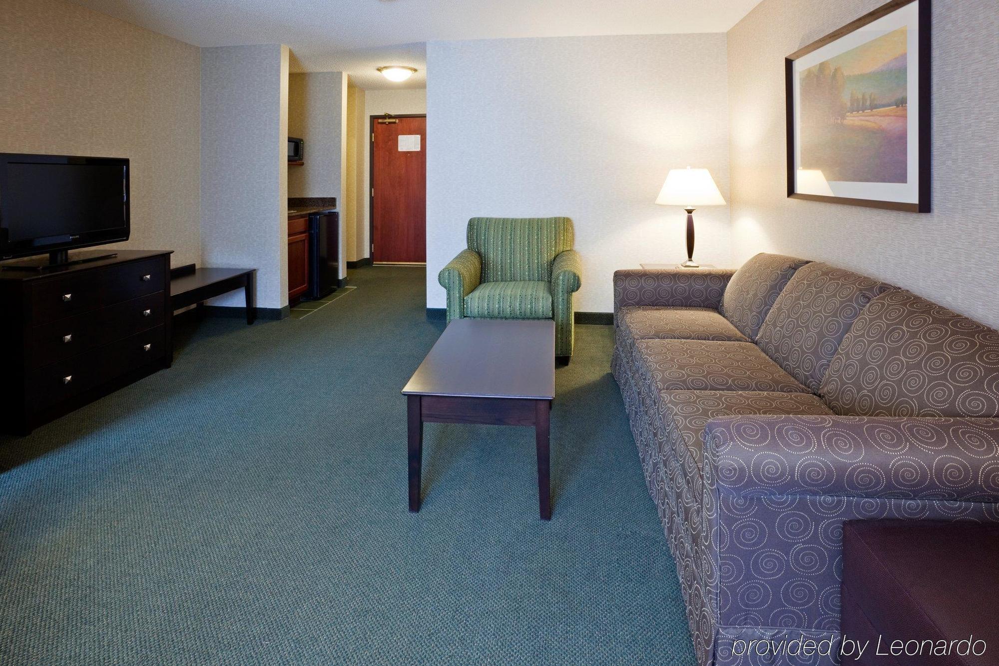 Holiday Inn Express Hotel & Suites Minneapolis-Downtown Convention Center By Ihg Exterior photo